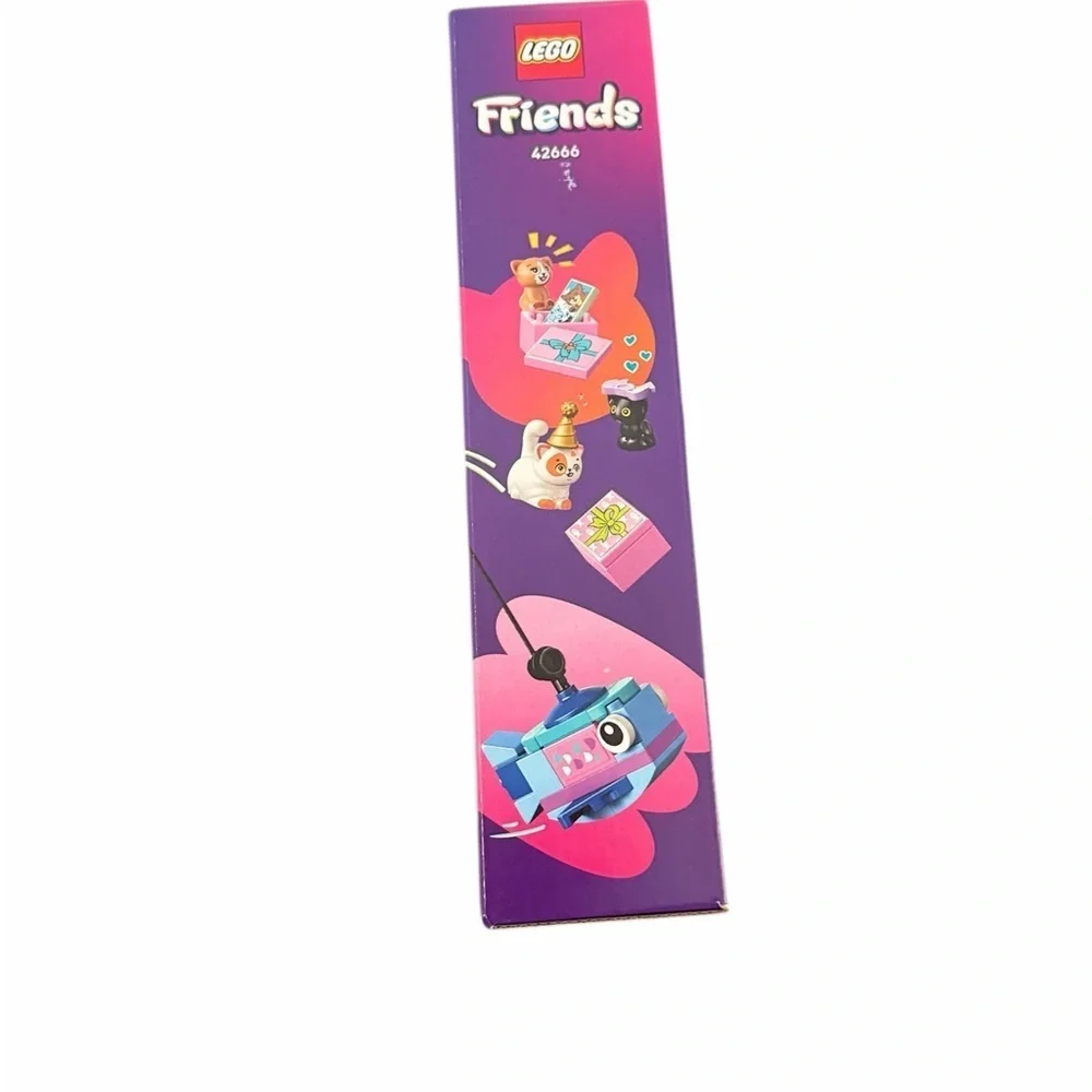 LEGO Friends Cat Birthday Party & Tree House Set 42666 321pcs NWT